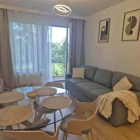 Sea & Pines Sobieszewo شقة